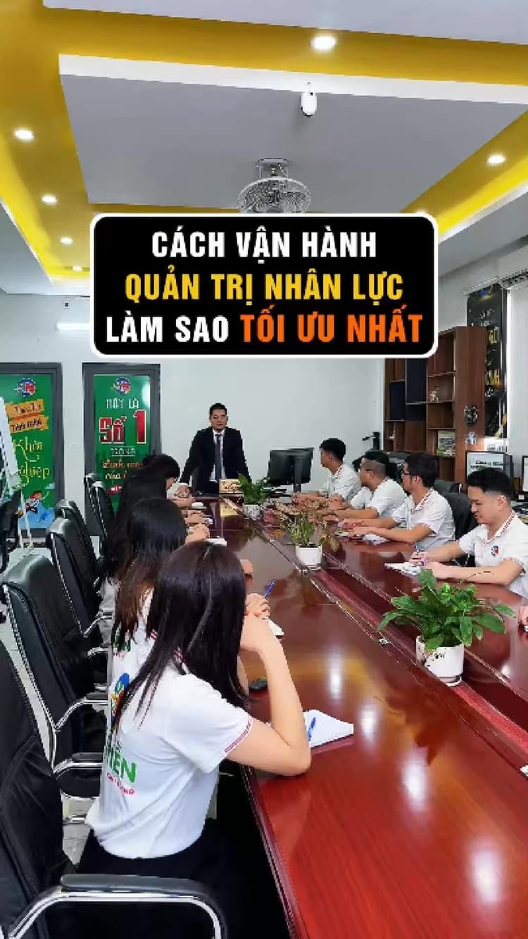 Xây dựng đội ngũ và năng lực sản xuất