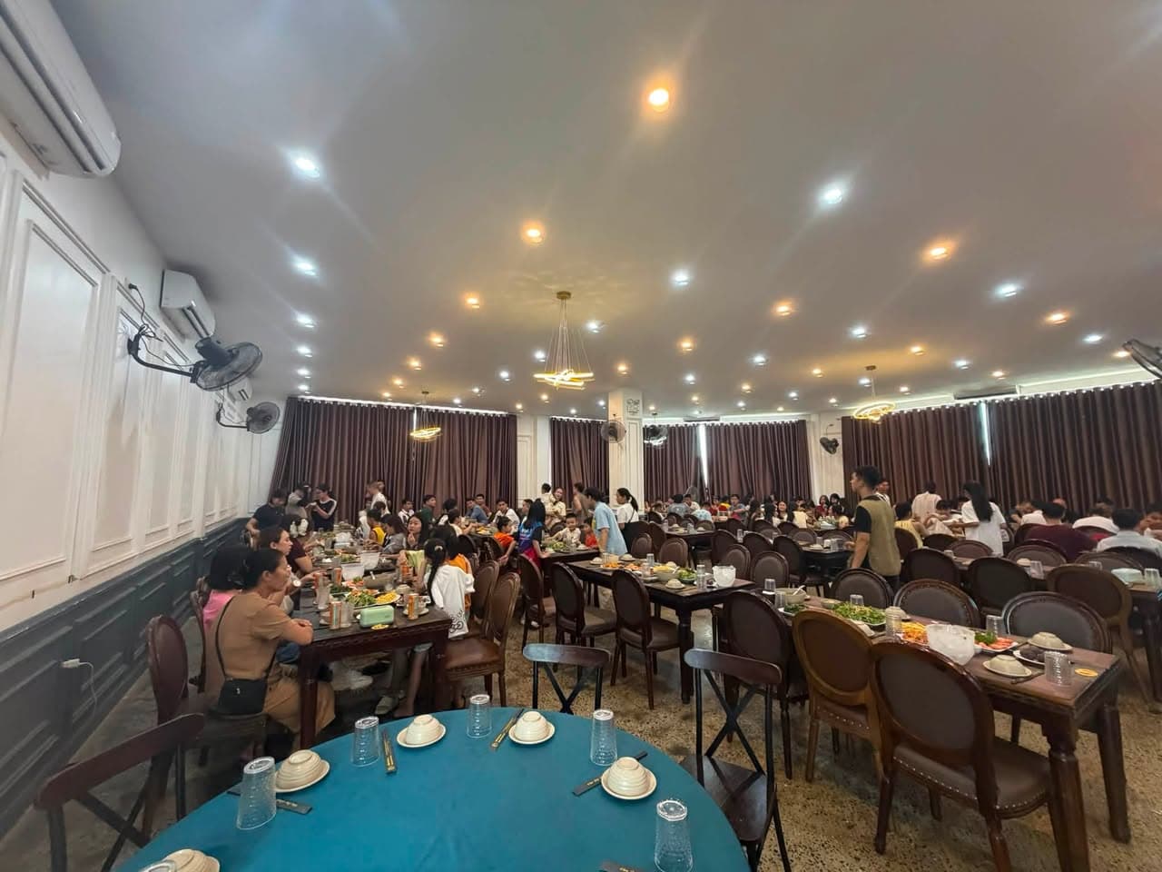 Hội nghị và đào tạo